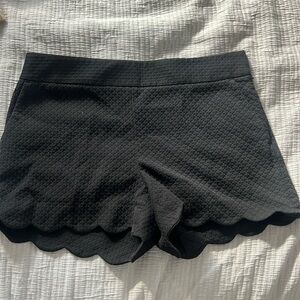 LOFT scalloped short